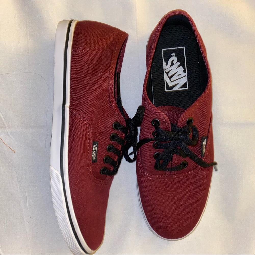 Vans (NEW)